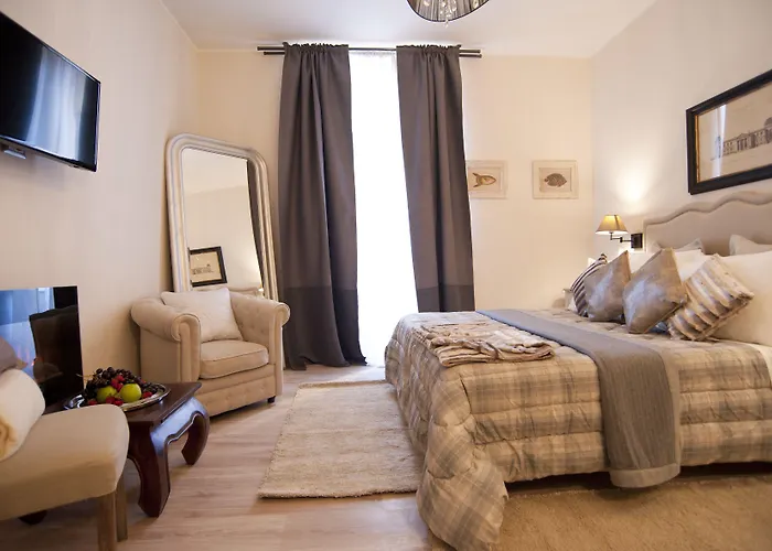 Town House 62