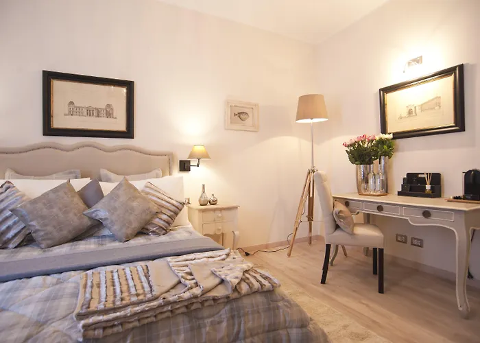 Town House 62 Отель типа "постель и завтрак" Рим