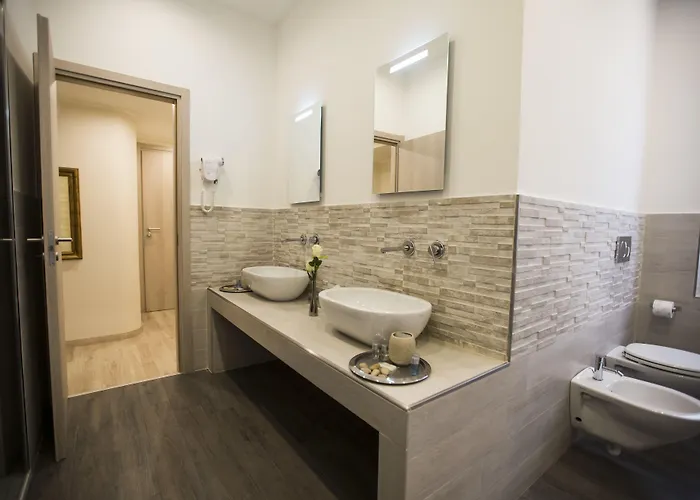 Town House 62 לינה וארוחת בוקר 4*