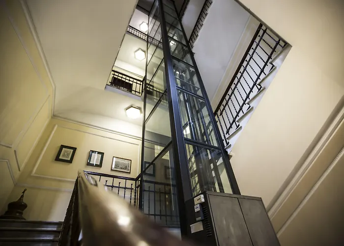 Town House 62