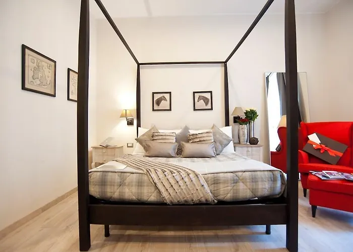 לינה וארוחת בוקר Town House 62 4*